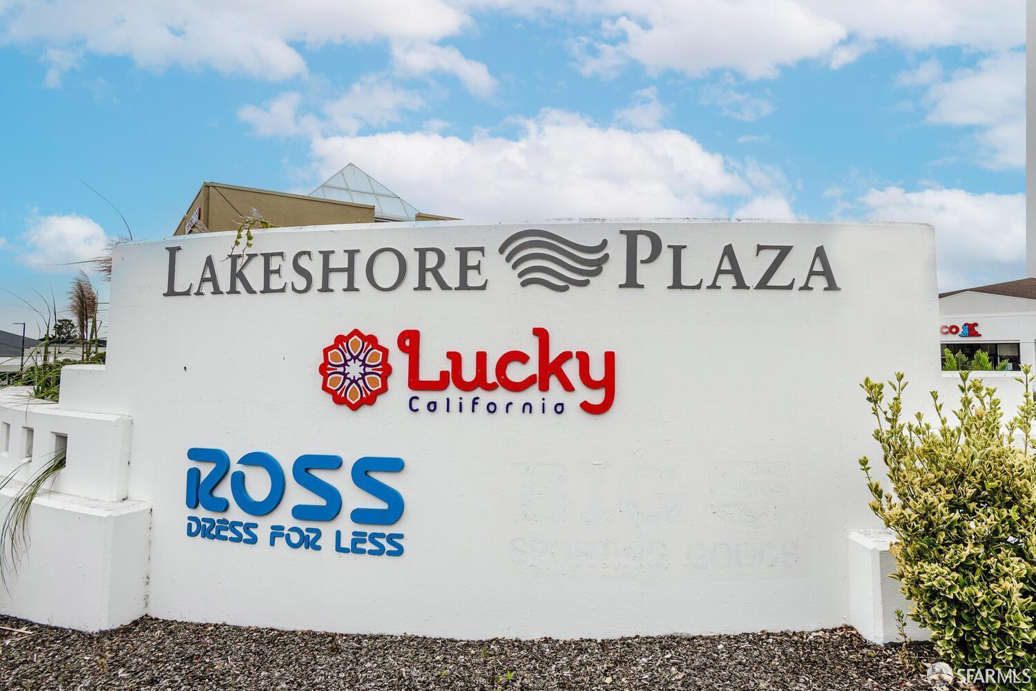 Detail Gallery Image 13 of 53 For 3400 Vicente St, San Francisco,  CA 94116 - 3 Beds | 2 Baths