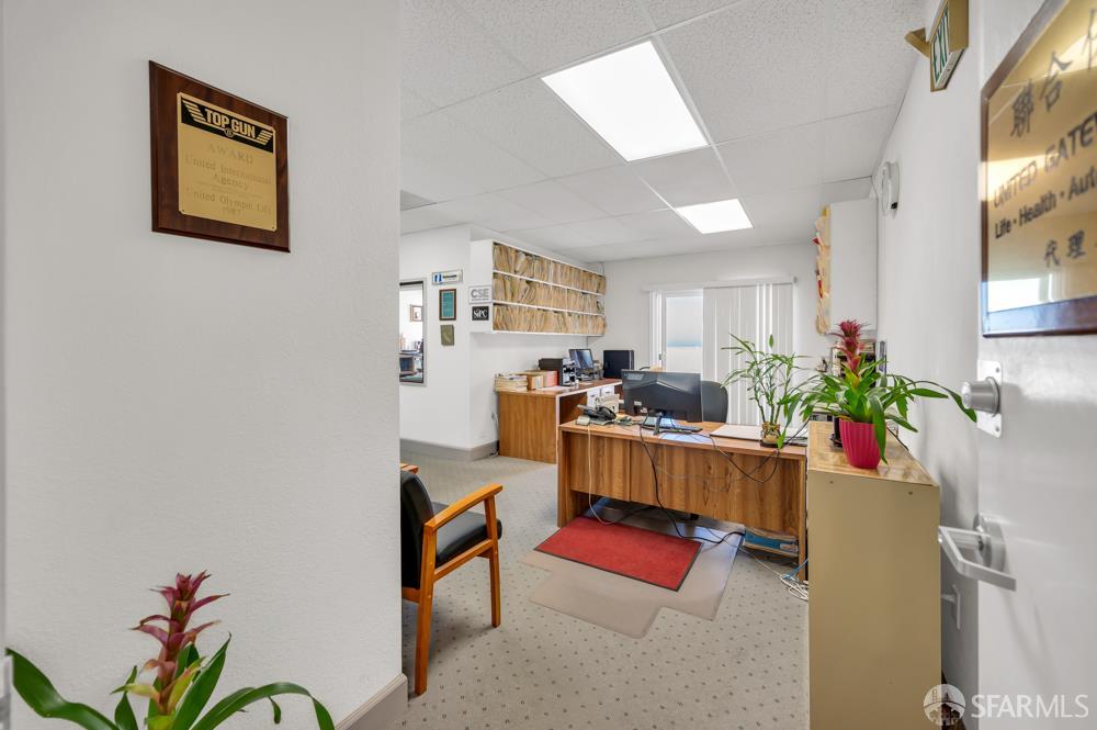 Detail Gallery Image 5 of 25 For 2323 Noriega St #205,  San Francisco,  CA 94122 - – Beds | – Baths