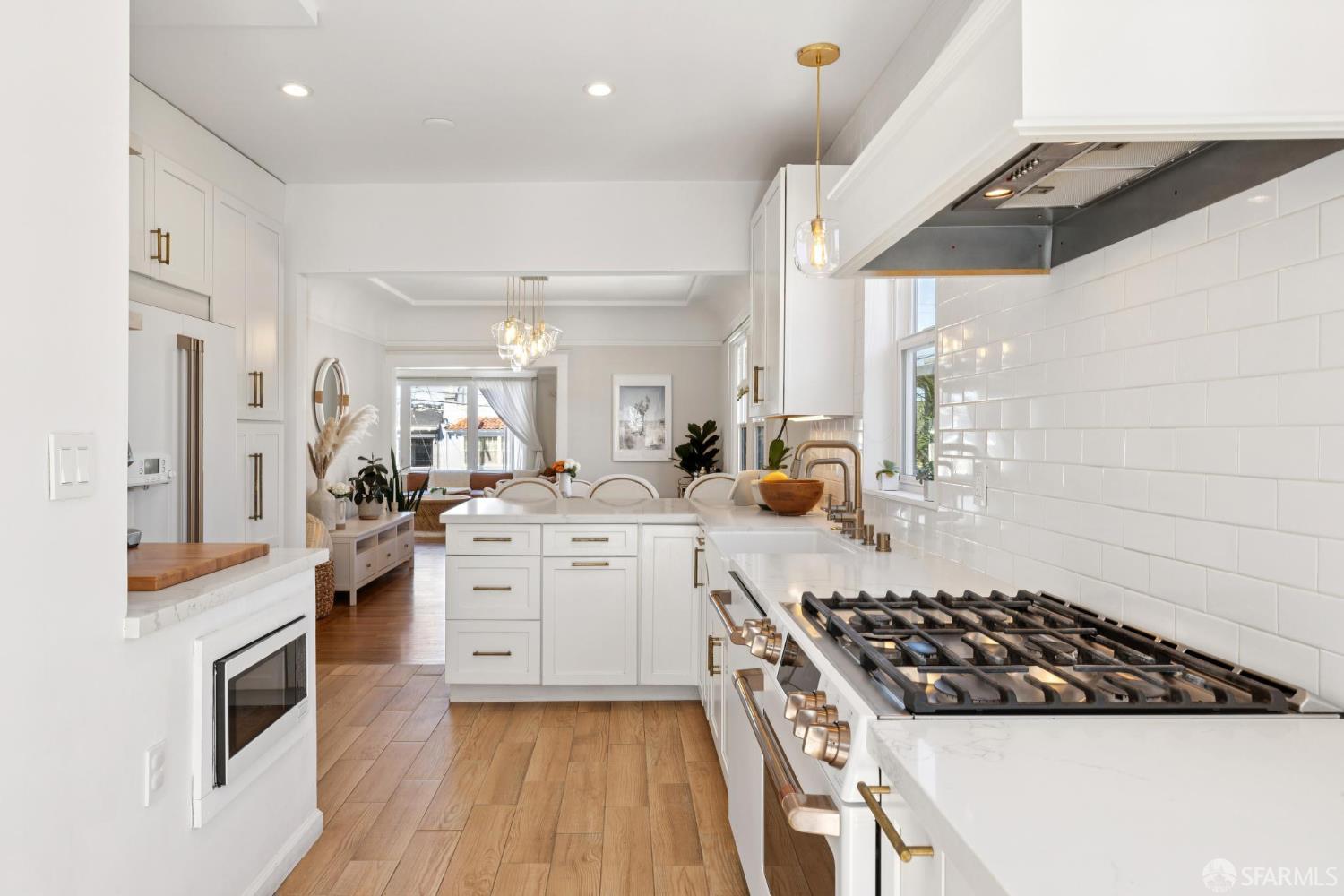 Detail Gallery Image 31 of 71 For 1123 Munich St, San Francisco,  CA 94112 - 3 Beds | 2 Baths