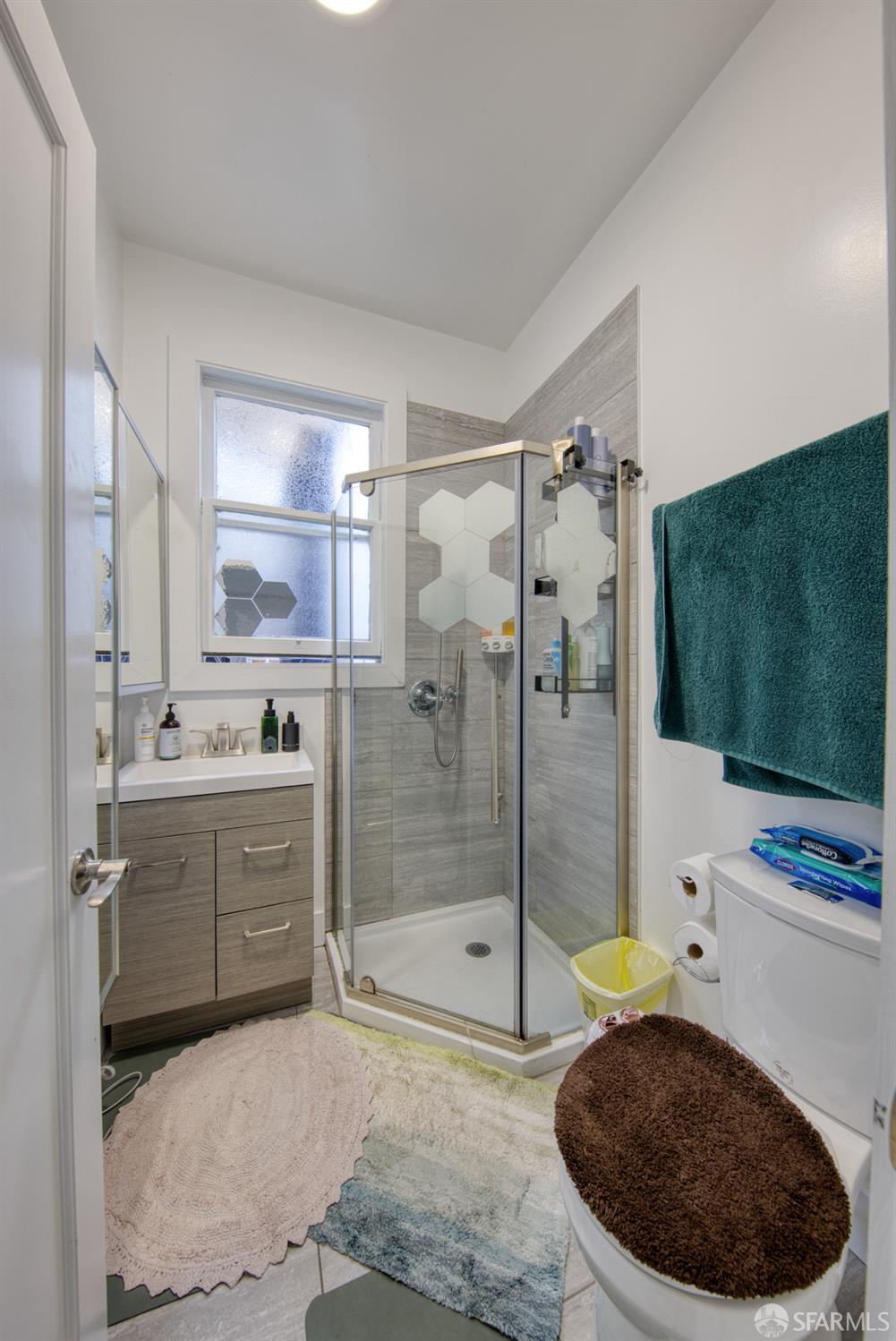 Detail Gallery Image 12 of 15 For 239 Hugo St, San Francisco,  CA 94122 - – Beds | – Baths