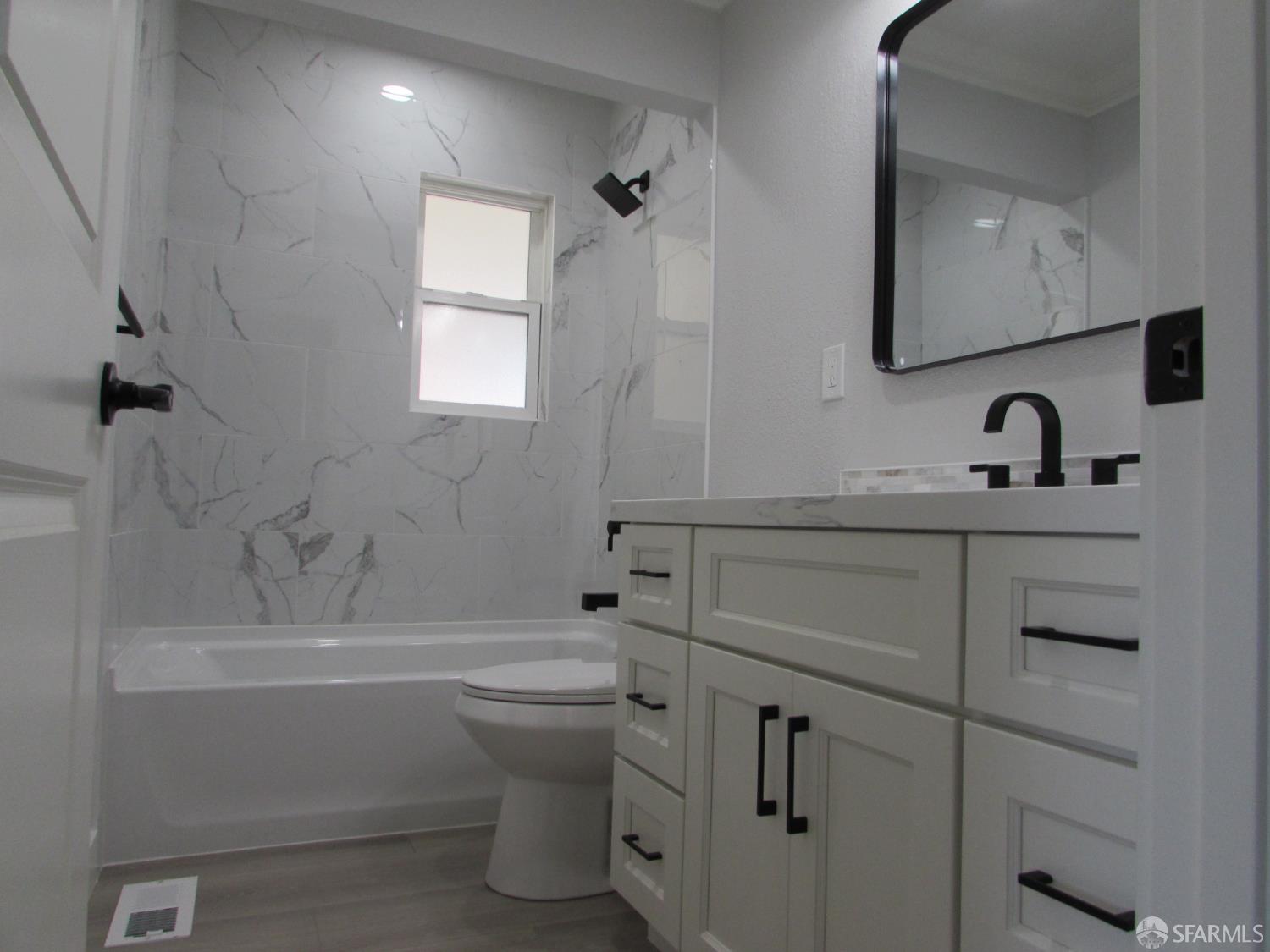 Detail Gallery Image 12 of 25 For 3019 El Monte Ct, Antioch,  CA 94509 - 3 Beds | 2 Baths