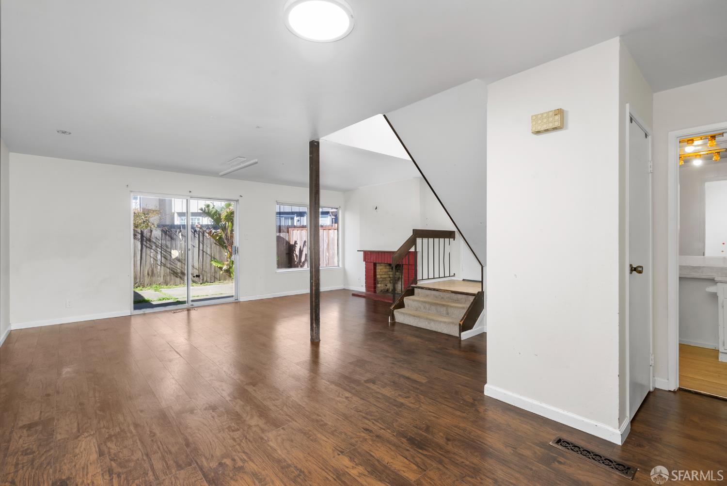 Detail Gallery Image 2 of 19 For 3849 Shamrock Ct, South San Francisco,  CA 94080 - 4 Beds | 2/1 Baths