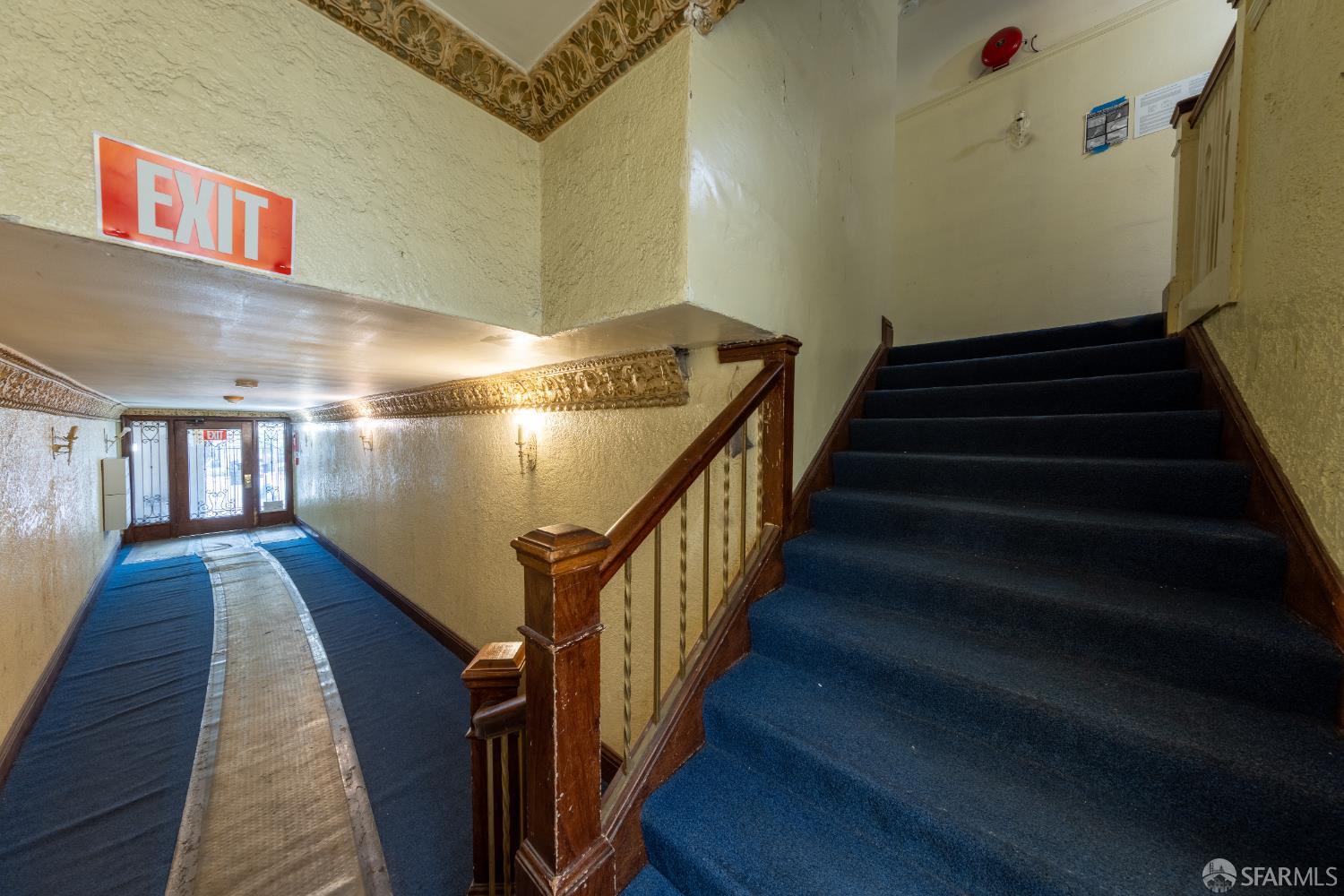 Detail Gallery Image 3 of 15 For 535 Broderick St, San Francisco,  CA 94117 - – Beds | – Baths