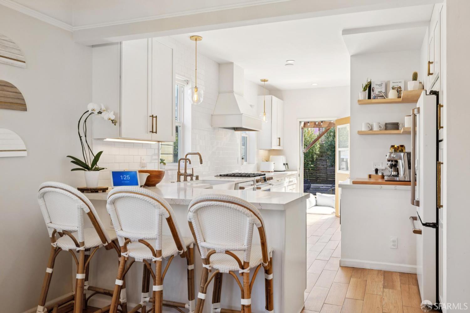 Detail Gallery Image 22 of 71 For 1123 Munich St, San Francisco,  CA 94112 - 3 Beds | 2 Baths