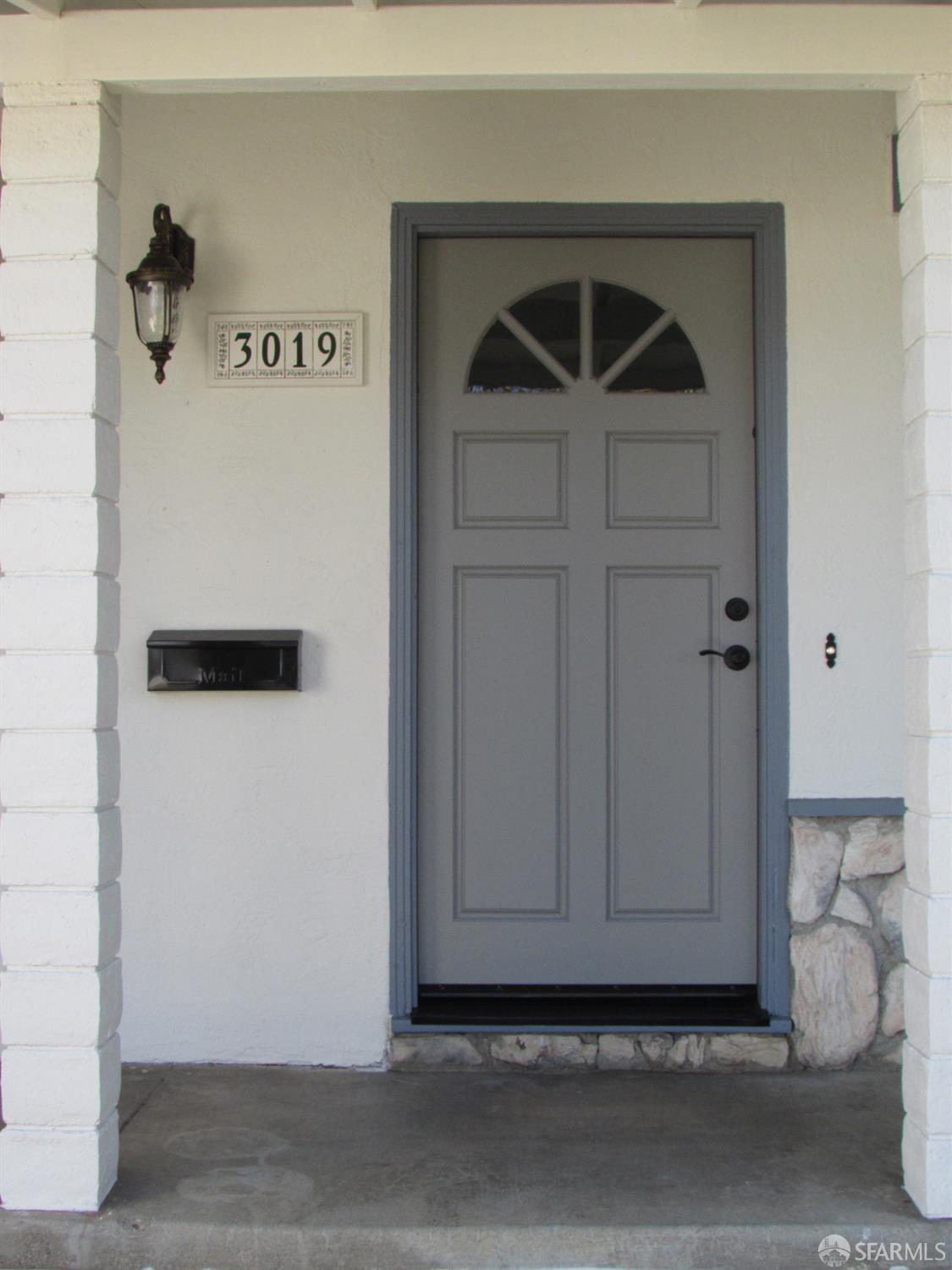 Detail Gallery Image 4 of 25 For 3019 El Monte Ct, Antioch,  CA 94509 - 3 Beds | 2 Baths