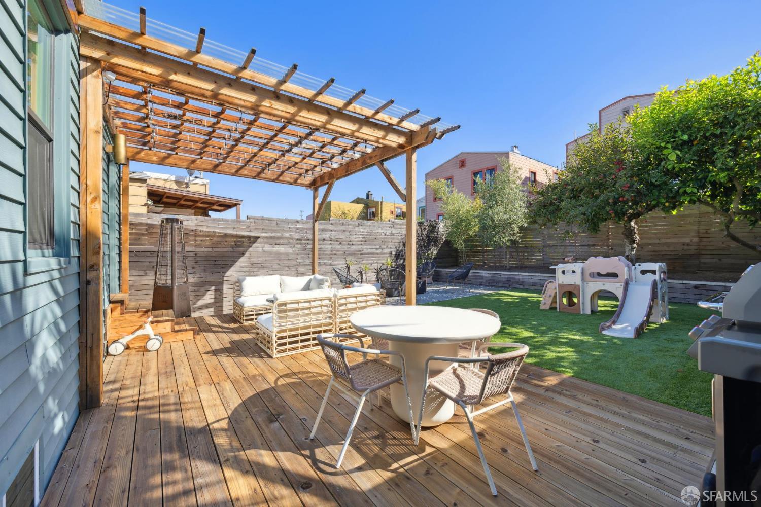 Detail Gallery Image 55 of 71 For 1123 Munich St, San Francisco,  CA 94112 - 3 Beds | 2 Baths