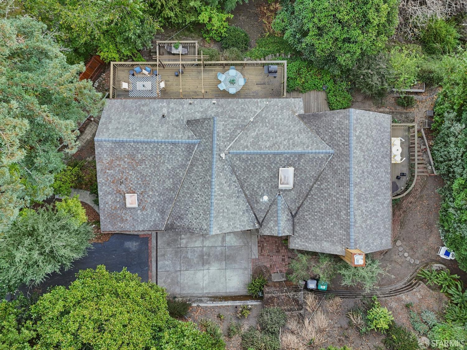 Detail Gallery Image 63 of 65 For 6891 Pinehaven Rd, Oakland,  CA 94611 - 3 Beds | 3 Baths