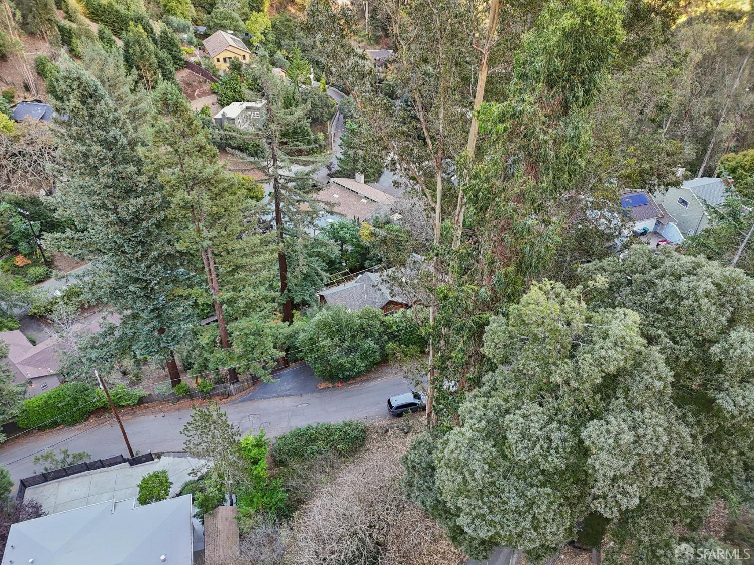 Detail Gallery Image 48 of 65 For 6891 Pinehaven Rd, Oakland,  CA 94611 - 3 Beds | 3 Baths