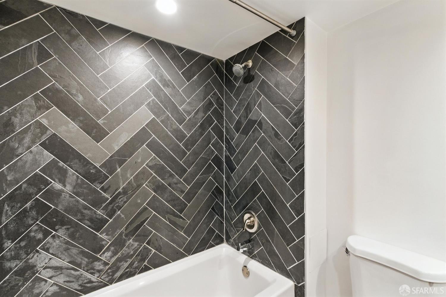 Detail Gallery Image 11 of 16 For 3256 16th St #3,  San Francisco,  CA 94103 - 1 Beds | 1 Baths