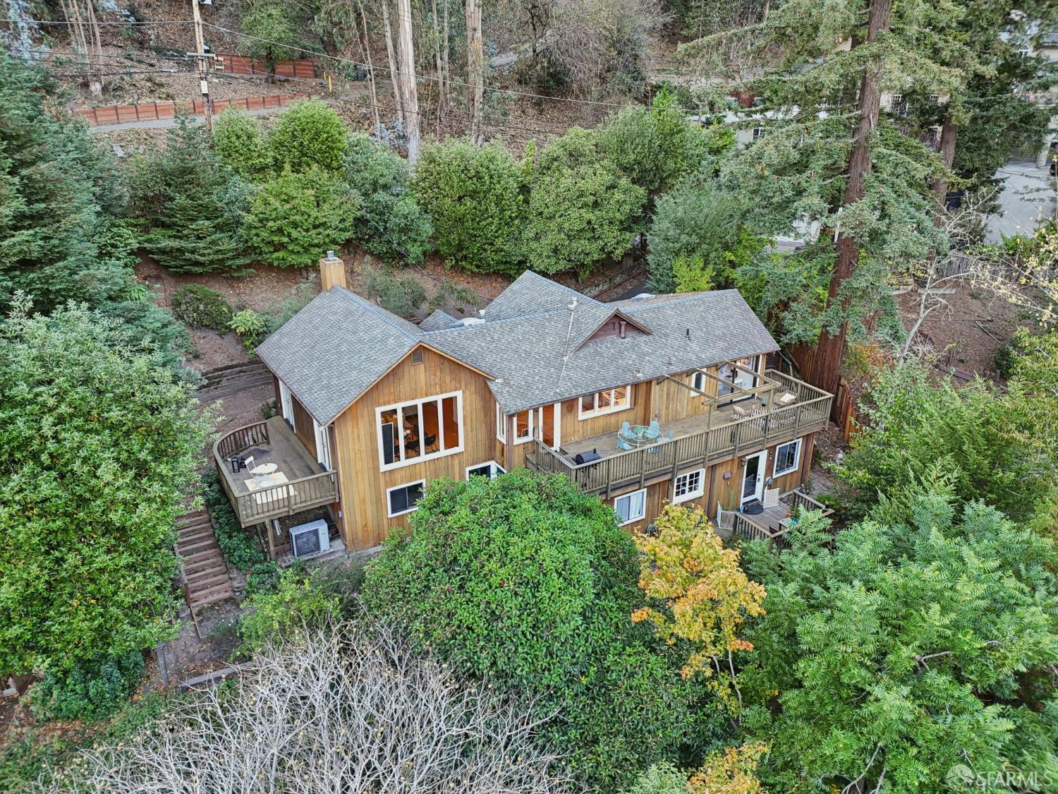 Detail Gallery Image 56 of 65 For 6891 Pinehaven Rd, Oakland,  CA 94611 - 3 Beds | 3 Baths