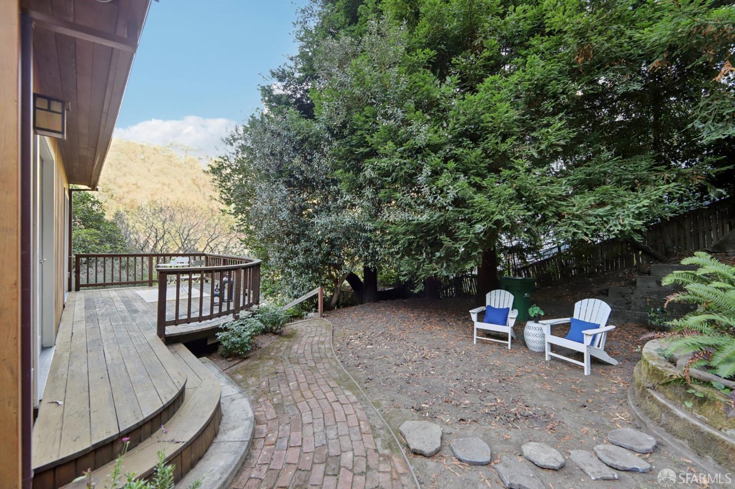 Detail Gallery Image 44 of 65 For 6891 Pinehaven Rd, Oakland,  CA 94611 - 3 Beds | 3 Baths