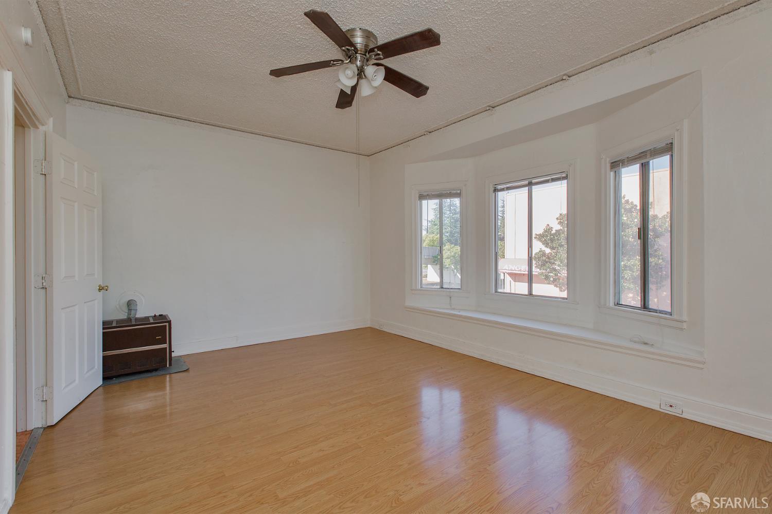 Detail Gallery Image 32 of 50 For 1804 62nd St, Berkeley,  CA 94703 - – Beds | – Baths