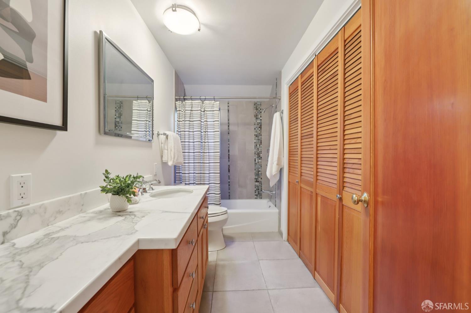 Detail Gallery Image 27 of 65 For 6891 Pinehaven Rd, Oakland,  CA 94611 - 3 Beds | 3 Baths