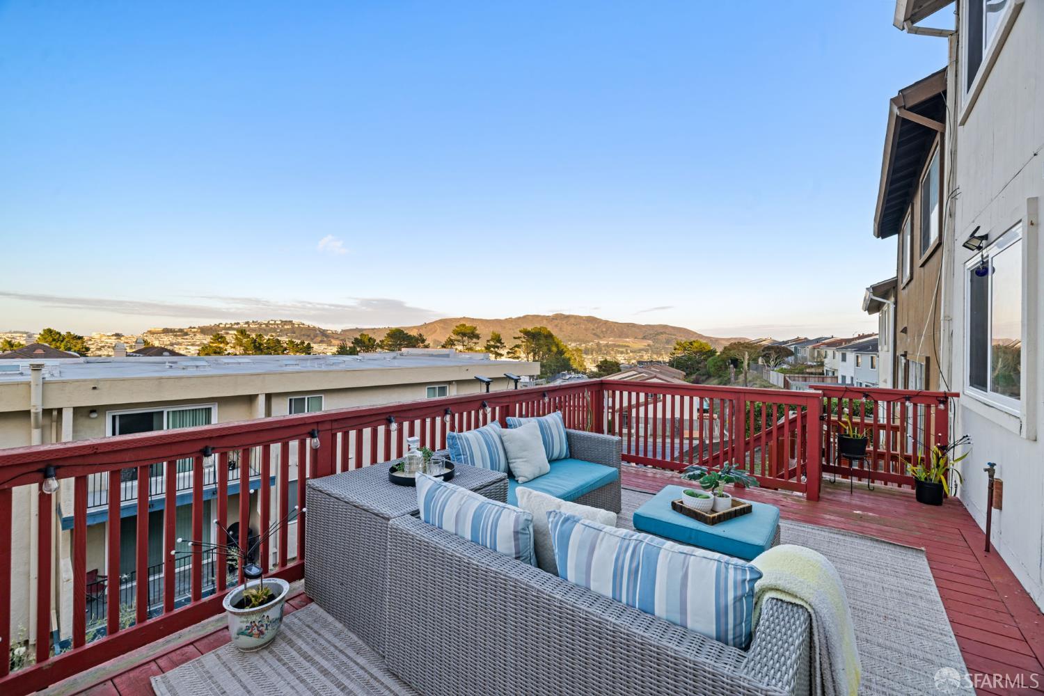 Detail Gallery Image 40 of 57 For 114 Saint Michaels Ct, Daly City,  CA 94015 - 4 Beds | 2/1 Baths