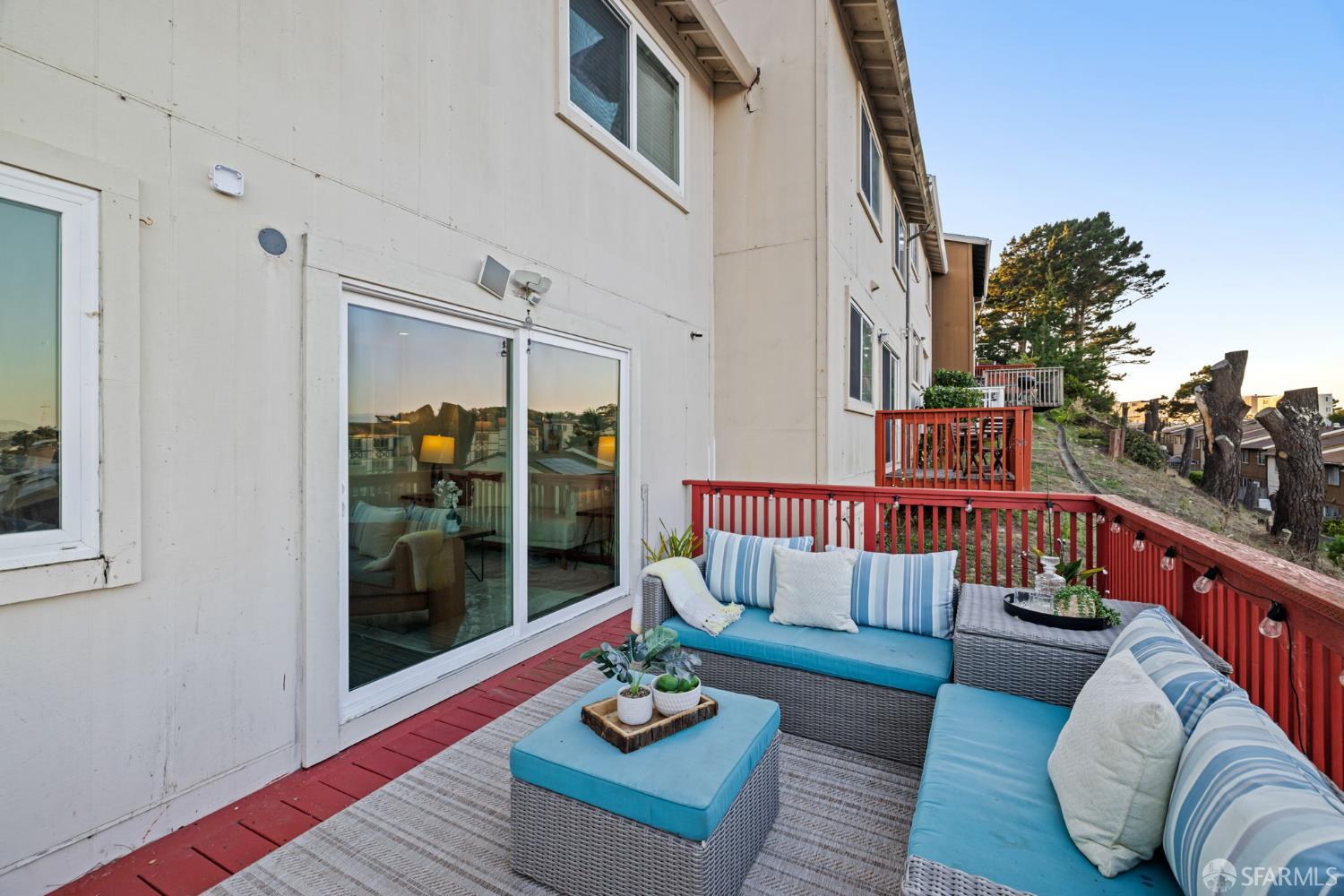 Detail Gallery Image 41 of 57 For 114 Saint Michaels Ct, Daly City,  CA 94015 - 4 Beds | 2/1 Baths