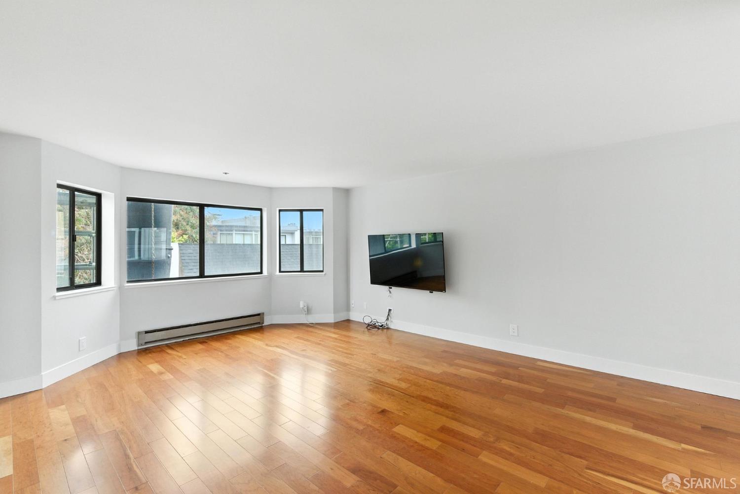 Detail Gallery Image 8 of 16 For 3256 16th St #3,  San Francisco,  CA 94103 - 1 Beds | 1 Baths