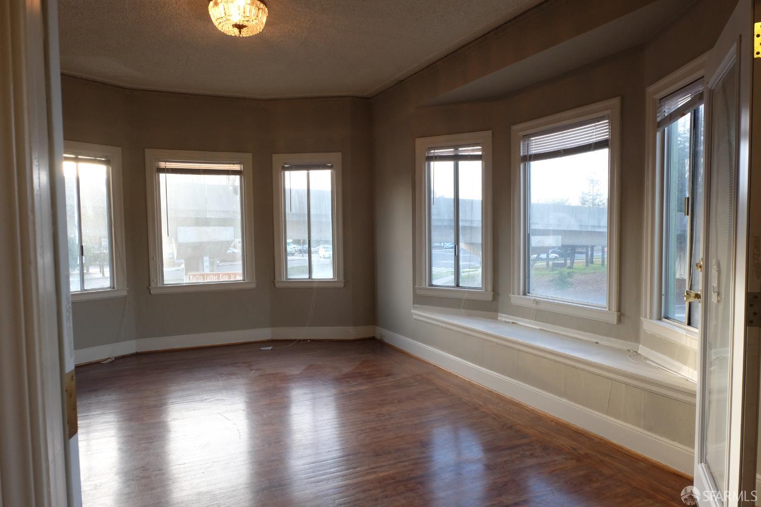 Detail Gallery Image 17 of 50 For 1804 62nd St, Berkeley,  CA 94703 - – Beds | – Baths