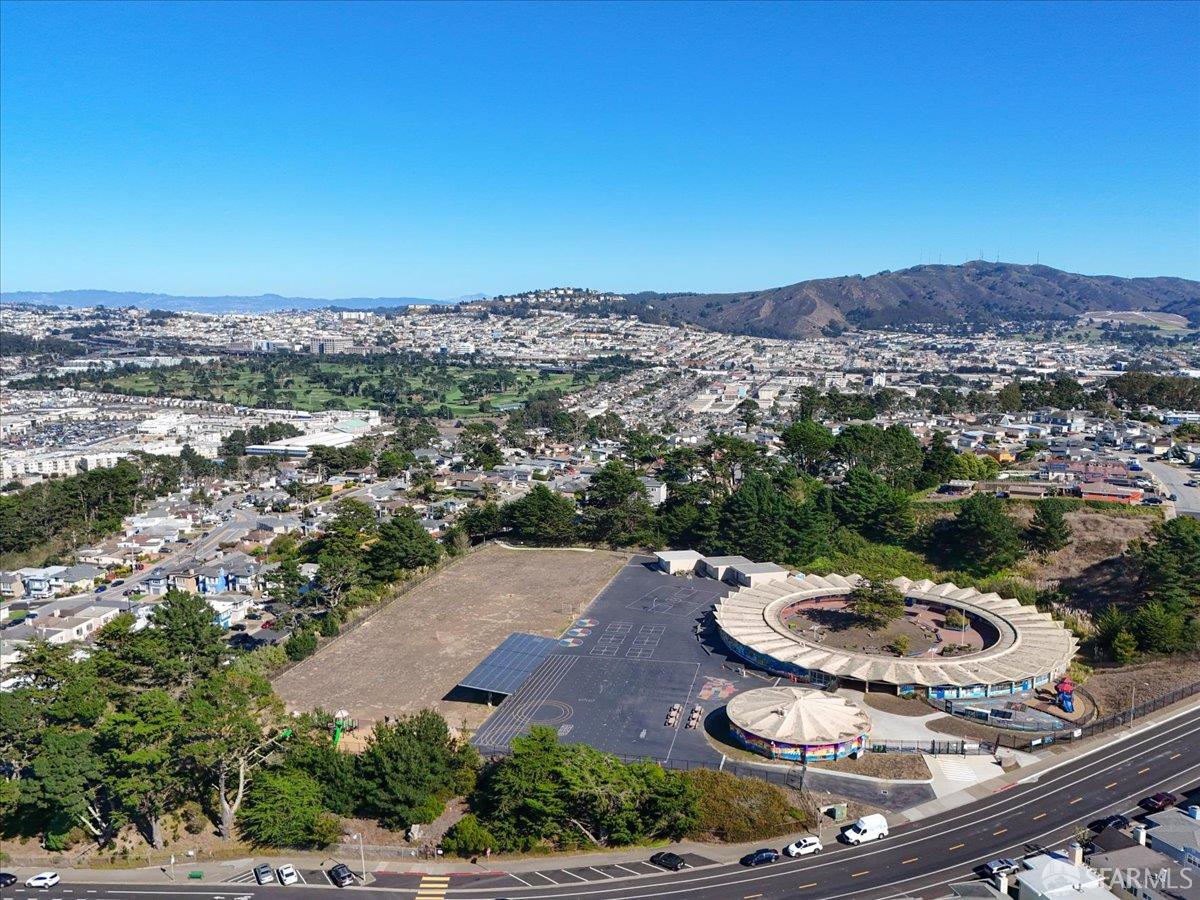 Detail Gallery Image 86 of 90 For 86 Hillview Ct, Daly City,  CA 94015 - 6 Beds | 4 Baths