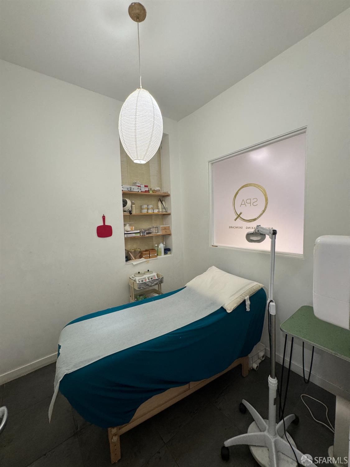 Detail Gallery Image 13 of 15 For 211 Steiner St, San Francisco,  CA 94117 - – Beds | – Baths