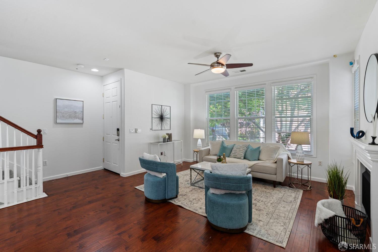 Detail Gallery Image 7 of 41 For 3613 Whitworth Dr, Dublin,  CA 94568 - 3 Beds | 3/1 Baths