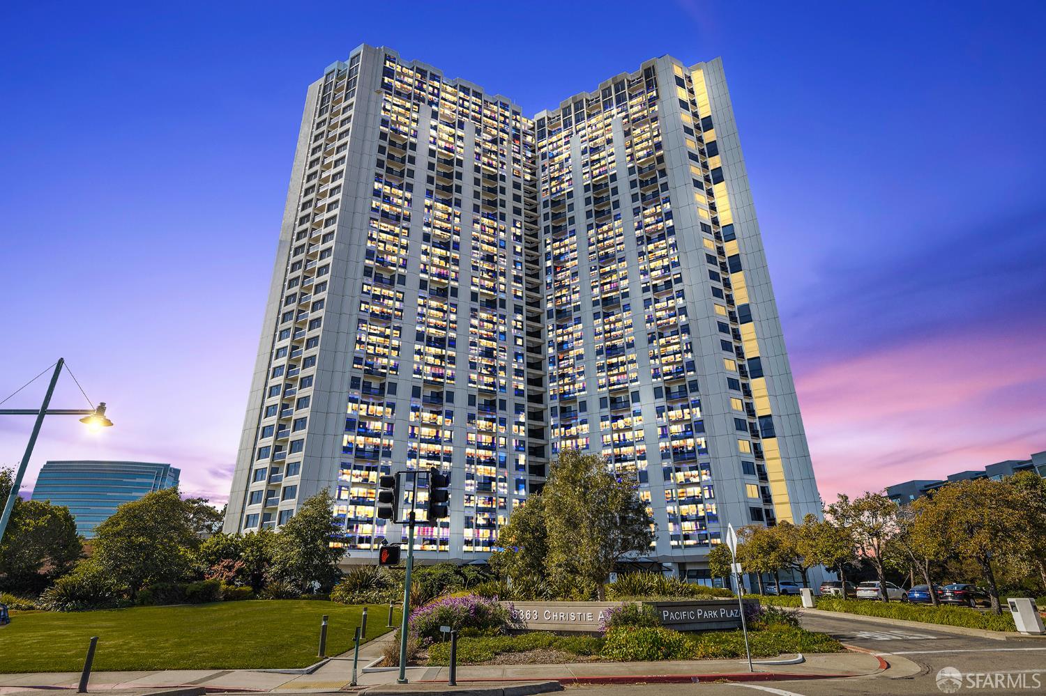 Detail Gallery Image 67 of 79 For 6363 Christie Ave #1203,  Emeryville,  CA 94608 - 1 Beds | 1 Baths