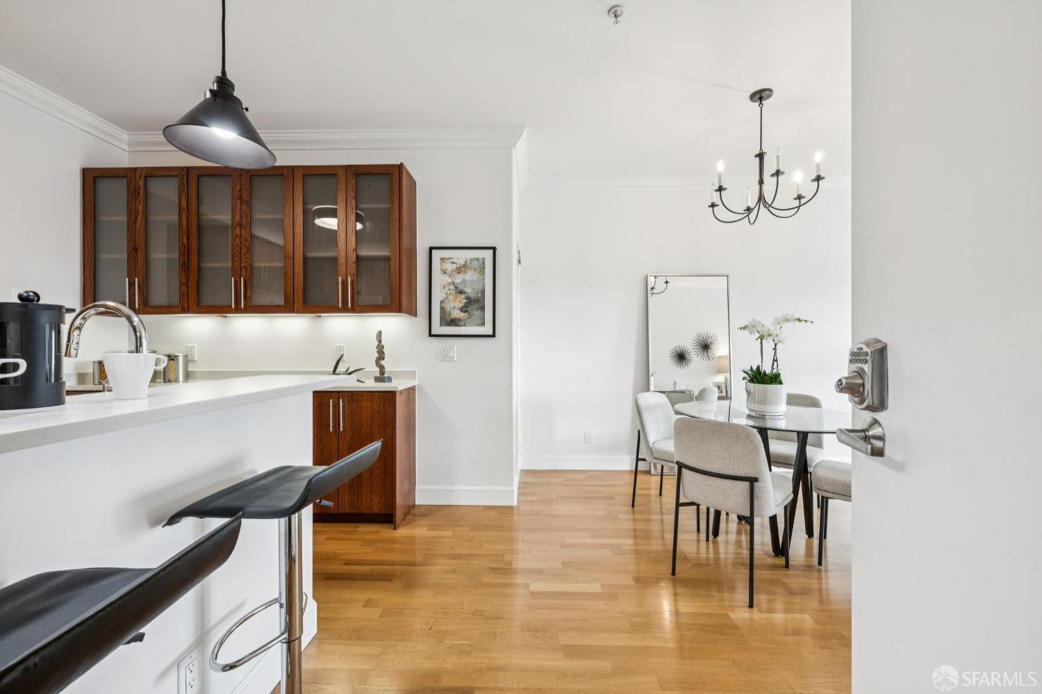 Detail Gallery Image 9 of 67 For 375 25th Ave #401,  San Francisco,  CA 94121 - 3 Beds | 2 Baths