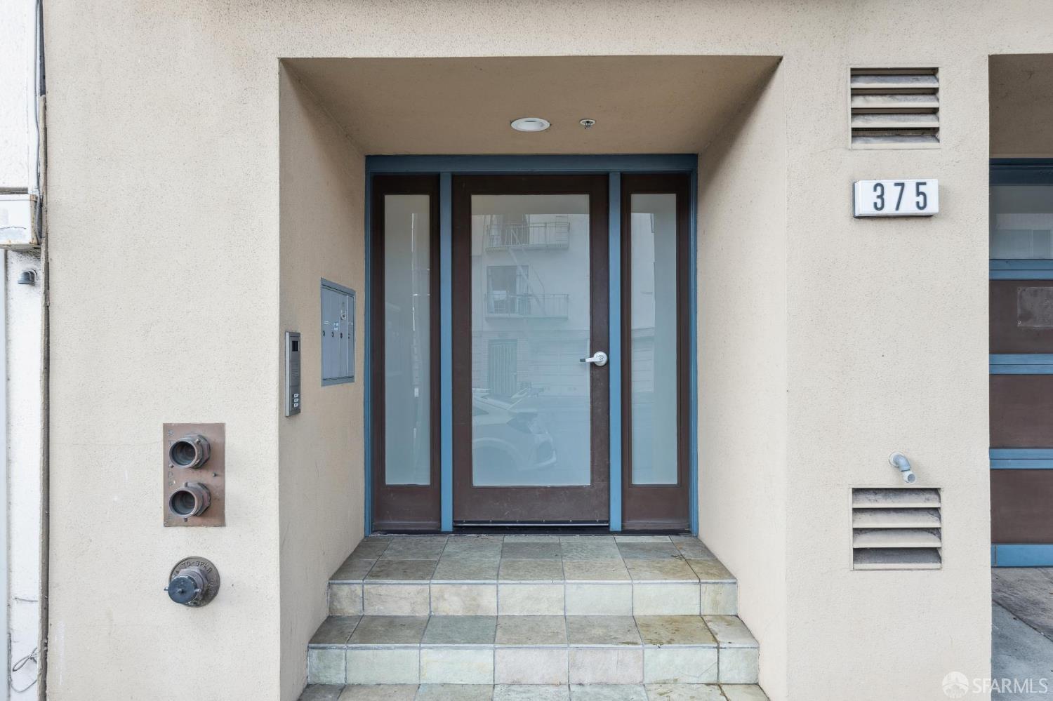 Detail Gallery Image 7 of 67 For 375 25th Ave #401,  San Francisco,  CA 94121 - 3 Beds | 2 Baths