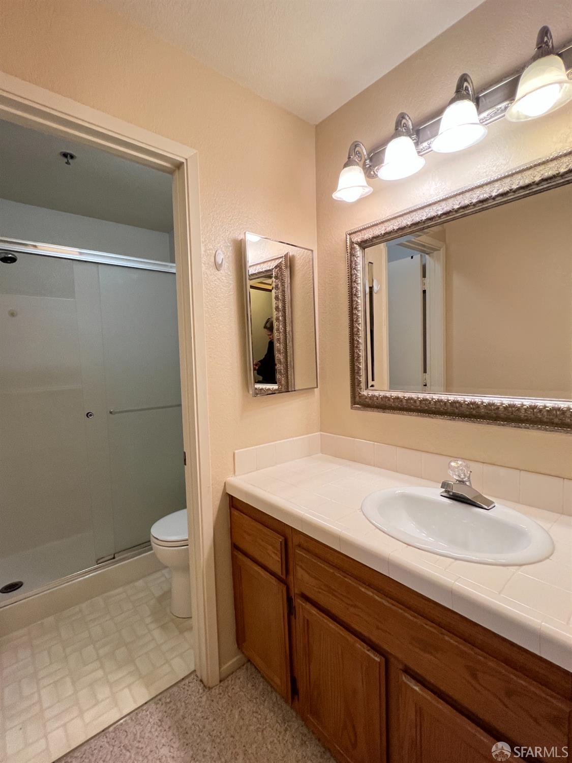 Detail Gallery Image 16 of 24 For 945 Fassler Ave, Pacifica,  CA 94044 - 2 Beds | 2/1 Baths