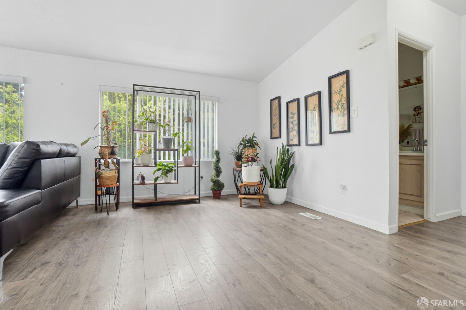 Detail Gallery Image 9 of 35 For 236 Seashore Dr, Daly City,  CA 94014 - 0 Beds | 0 Baths