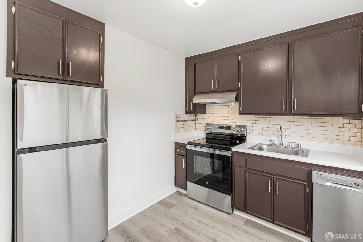 Detail Gallery Image 20 of 52 For 554 Monterey Blvd, San Francisco,  CA 94127 - – Beds | – Baths