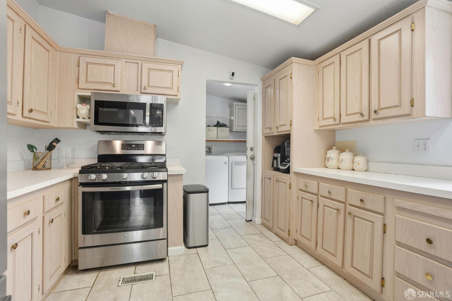 Detail Gallery Image 17 of 35 For 236 Seashore Dr, Daly City,  CA 94014 - 0 Beds | 0 Baths