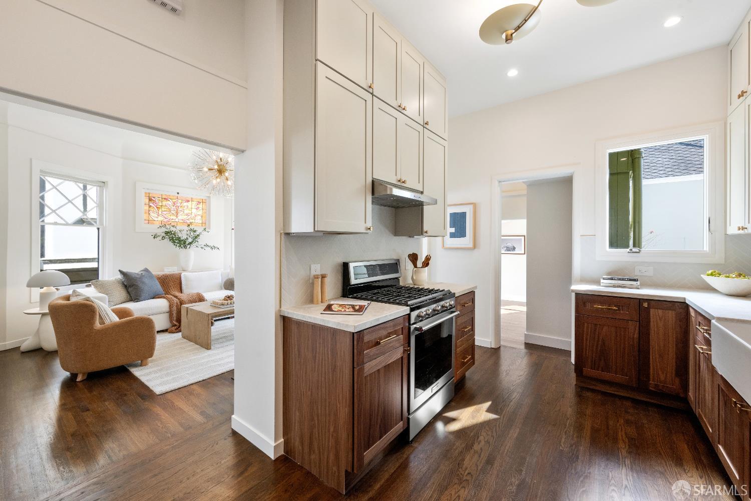 Detail Gallery Image 10 of 45 For 25 Parnassus Ave, San Francisco,  CA 94117 - 3 Beds | 2/1 Baths