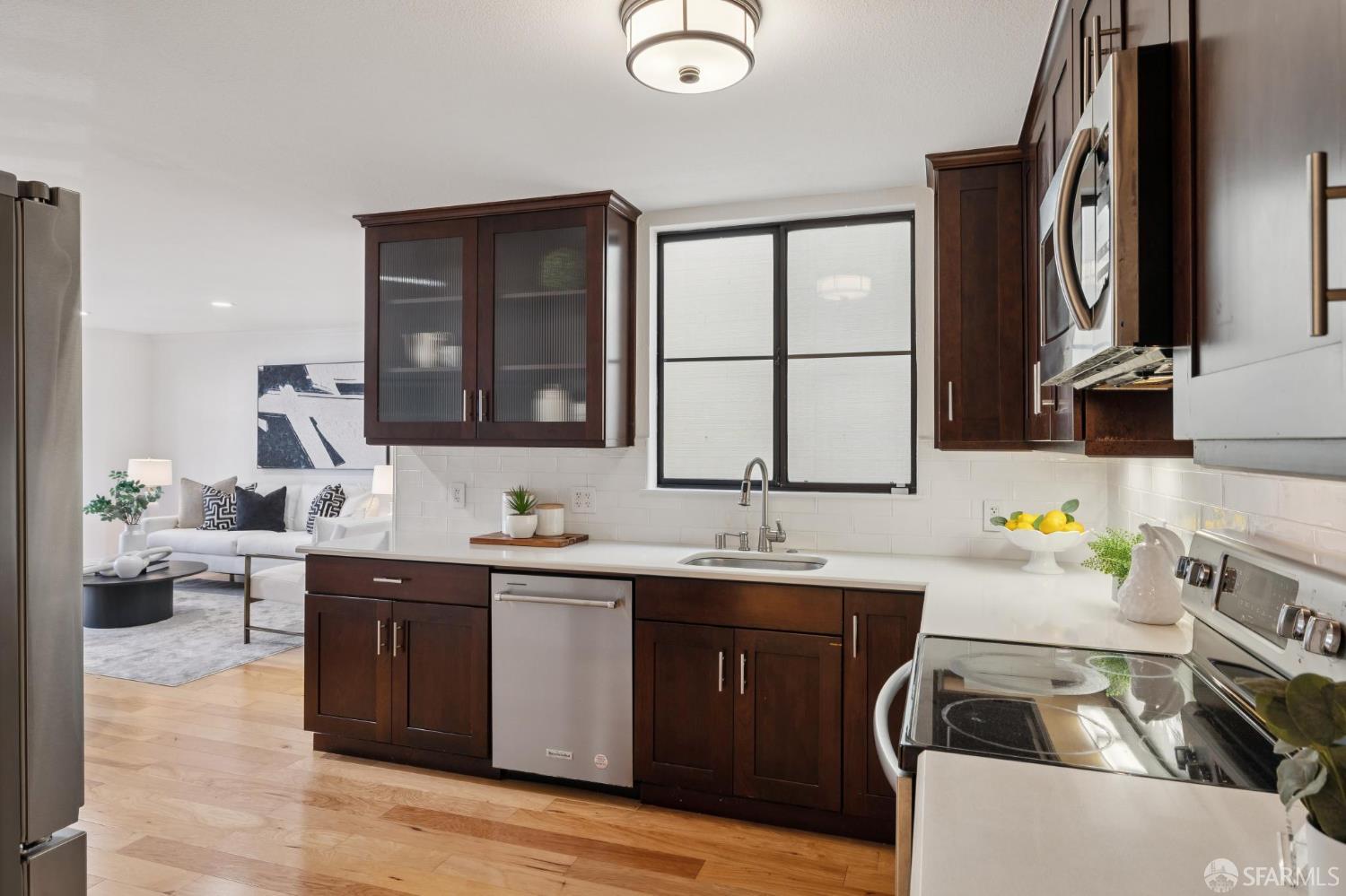 Detail Gallery Image 18 of 45 For 1365 Scott St #2,  San Francisco,  CA 94115 - 2 Beds | 1/1 Baths