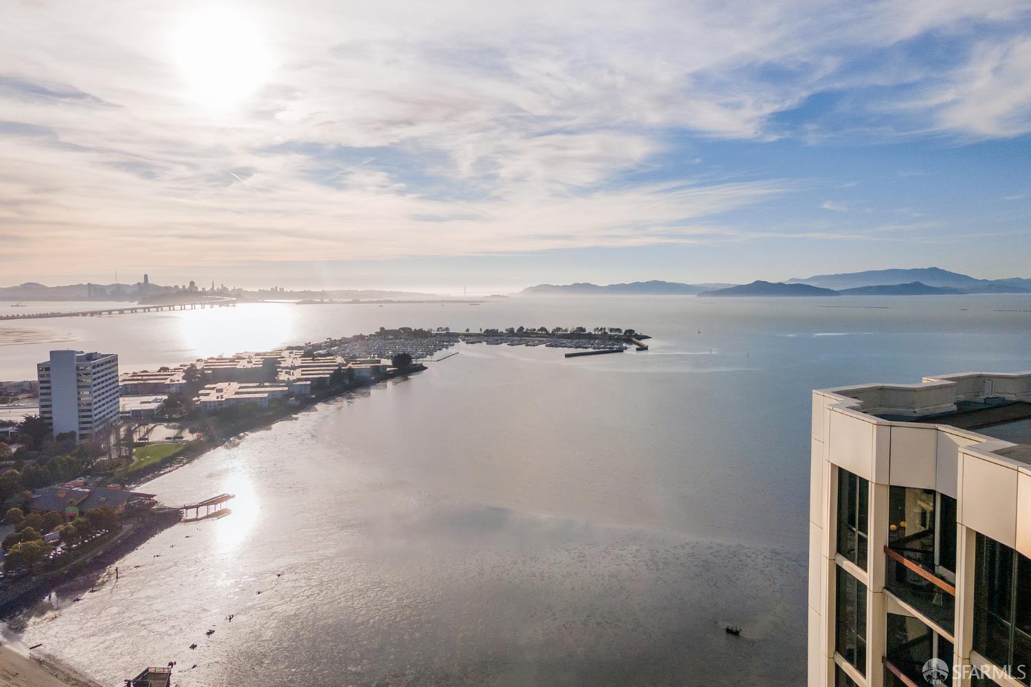 Detail Gallery Image 63 of 79 For 6363 Christie Ave #1203,  Emeryville,  CA 94608 - 1 Beds | 1 Baths