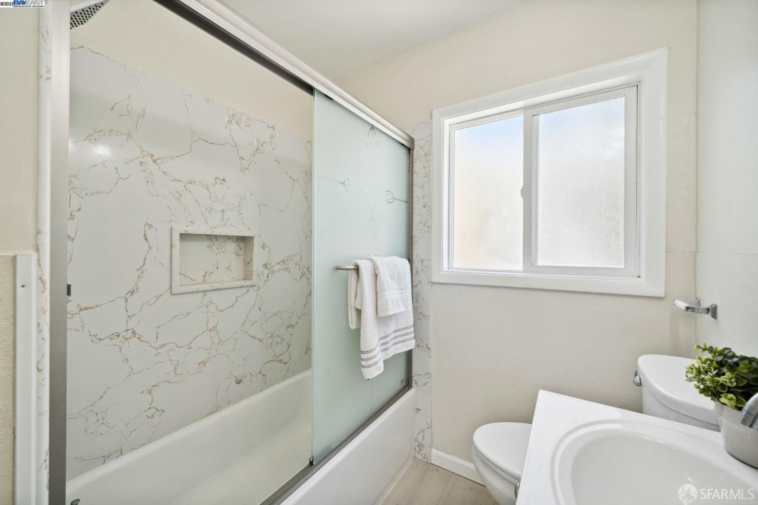 Detail Gallery Image 41 of 48 For 16829 Daryl Ave, San Lorenzo,  CA 94580 - 5 Beds | 2 Baths