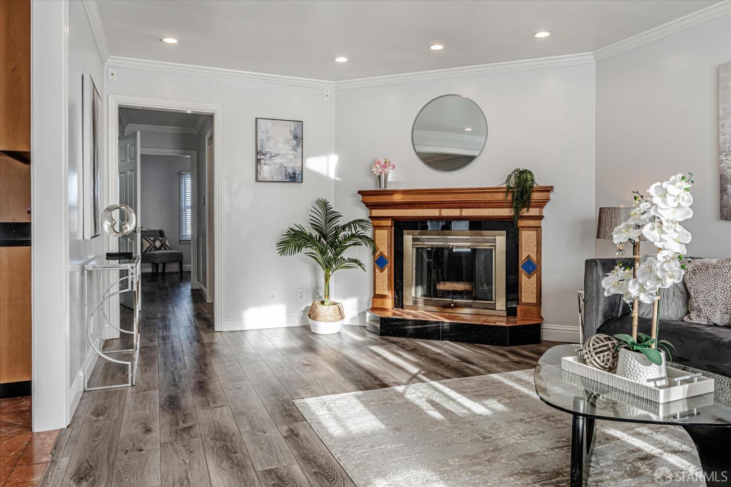 Detail Gallery Image 2 of 31 For 228 Mastick Ave, San Bruno,  CA 94066 - 3 Beds | 2 Baths