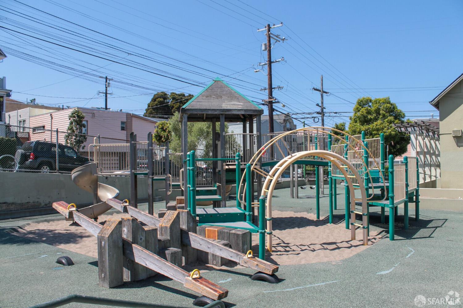 Detail Gallery Image 65 of 69 For 537 Russia Ave, San Francisco,  CA 94112 - 3 Beds | 2 Baths