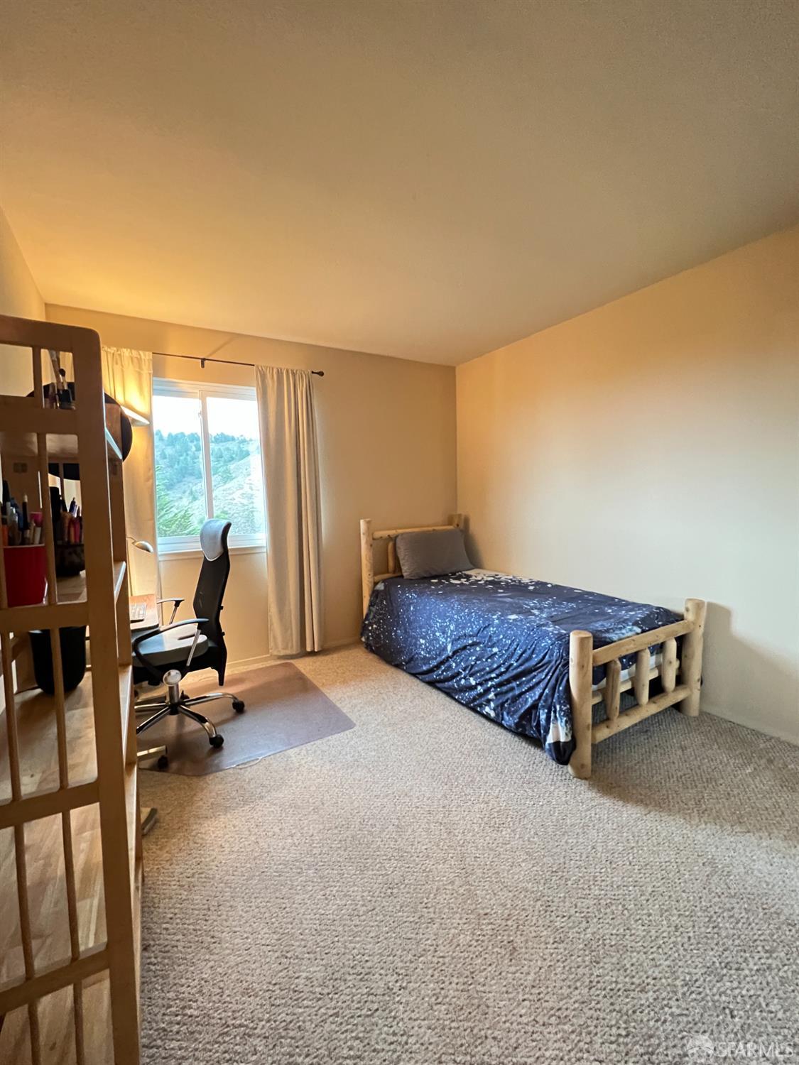 Detail Gallery Image 10 of 24 For 945 Fassler Ave, Pacifica,  CA 94044 - 2 Beds | 2/1 Baths