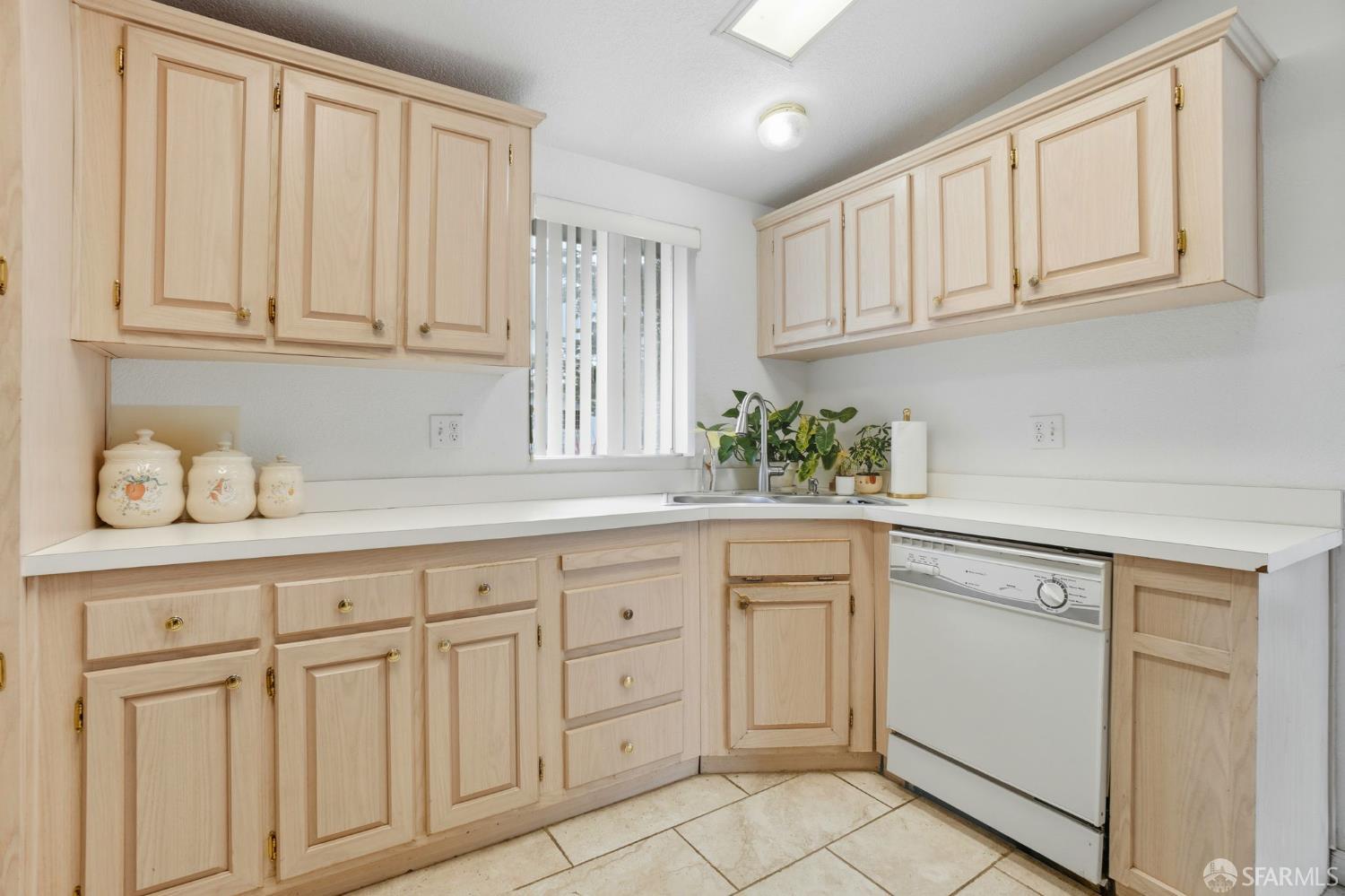 Detail Gallery Image 16 of 35 For 236 Seashore Dr, Daly City,  CA 94014 - 0 Beds | 0 Baths