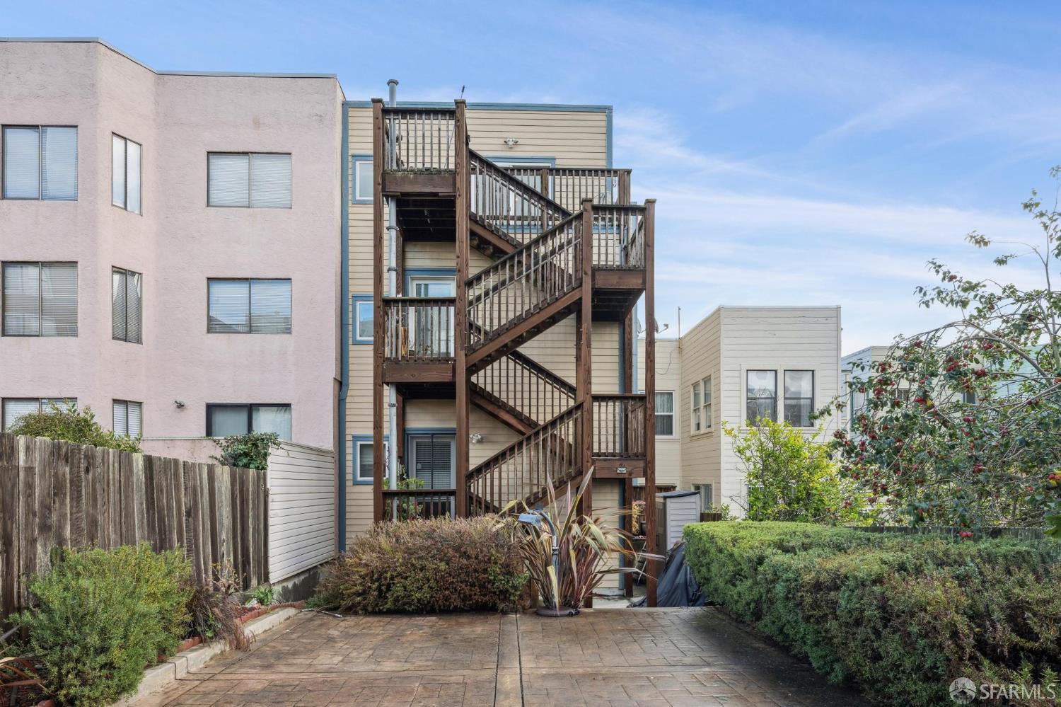 Detail Gallery Image 66 of 67 For 375 25th Ave #401,  San Francisco,  CA 94121 - 3 Beds | 2 Baths