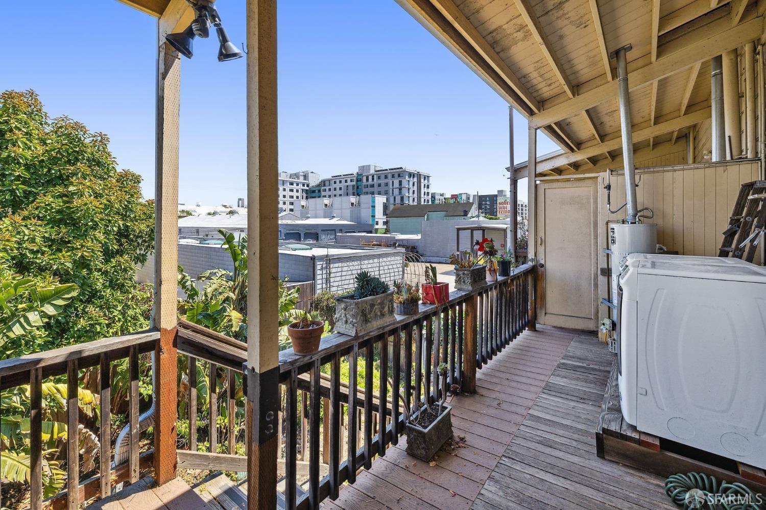 Detail Gallery Image 21 of 48 For 423 South Van Ness Ave, San Francisco,  CA 94103 - – Beds | – Baths