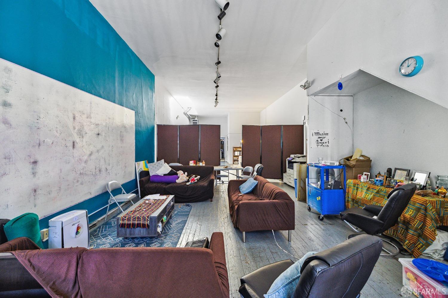 Detail Gallery Image 38 of 48 For 423 South Van Ness Ave, San Francisco,  CA 94103 - – Beds | – Baths