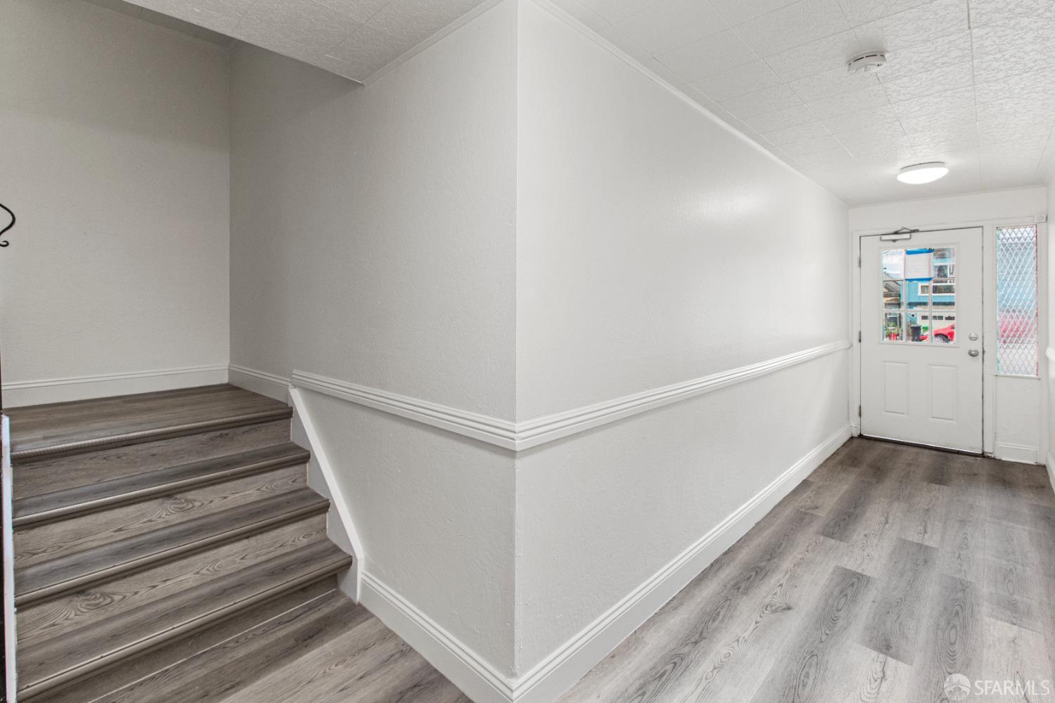 Detail Gallery Image 4 of 52 For 554 Monterey Blvd, San Francisco,  CA 94127 - – Beds | – Baths