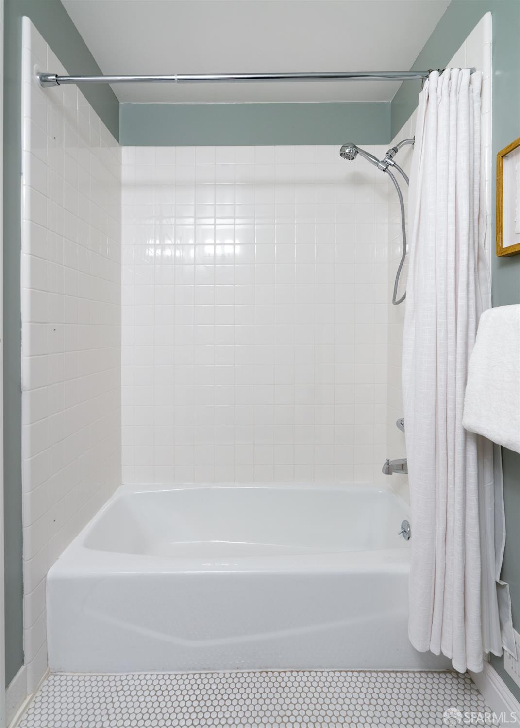 Detail Gallery Image 19 of 29 For 558 Central Ave, San Francisco,  CA 94117 - 2 Beds | 2 Baths