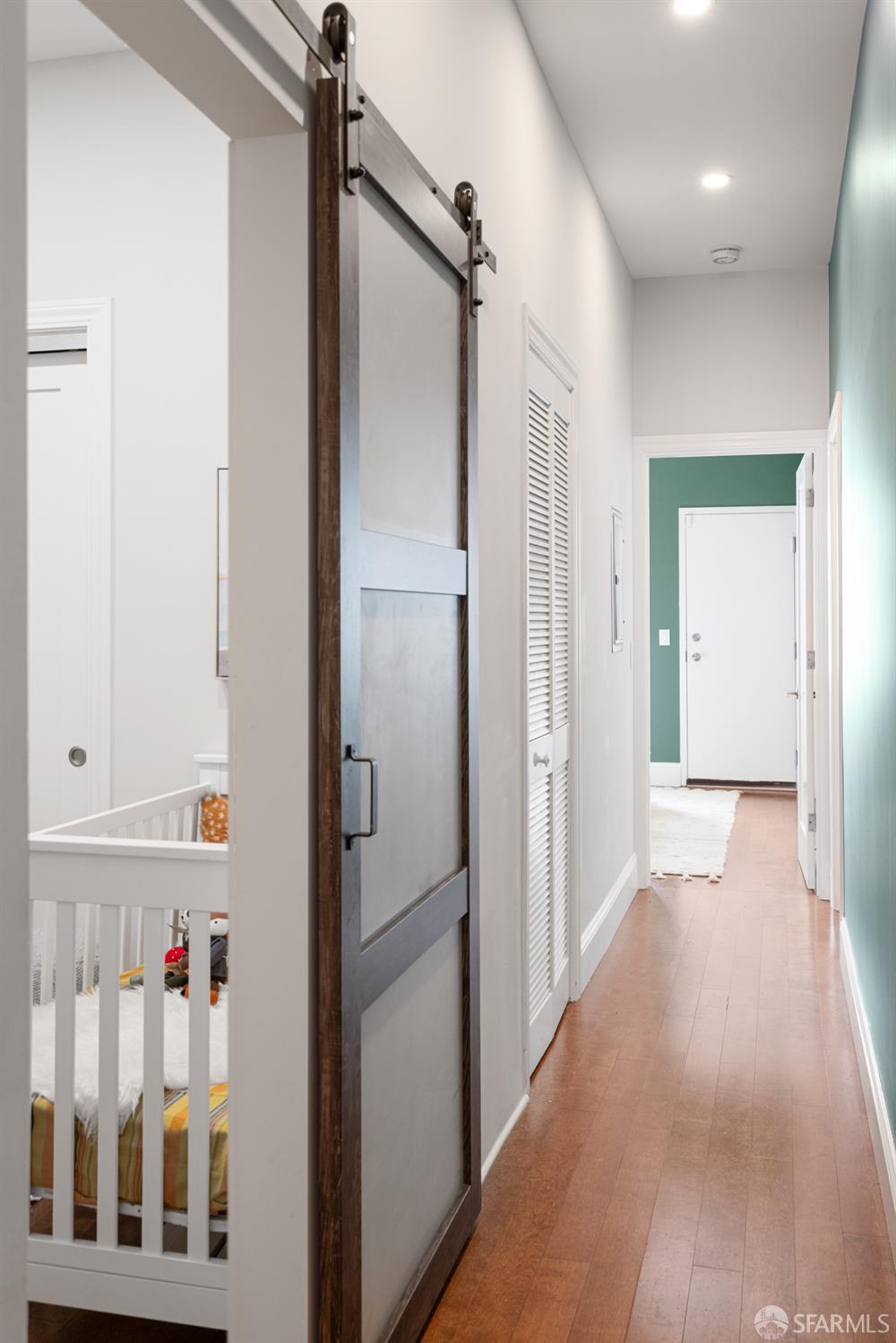 Detail Gallery Image 11 of 29 For 558 Central Ave, San Francisco,  CA 94117 - 2 Beds | 2 Baths
