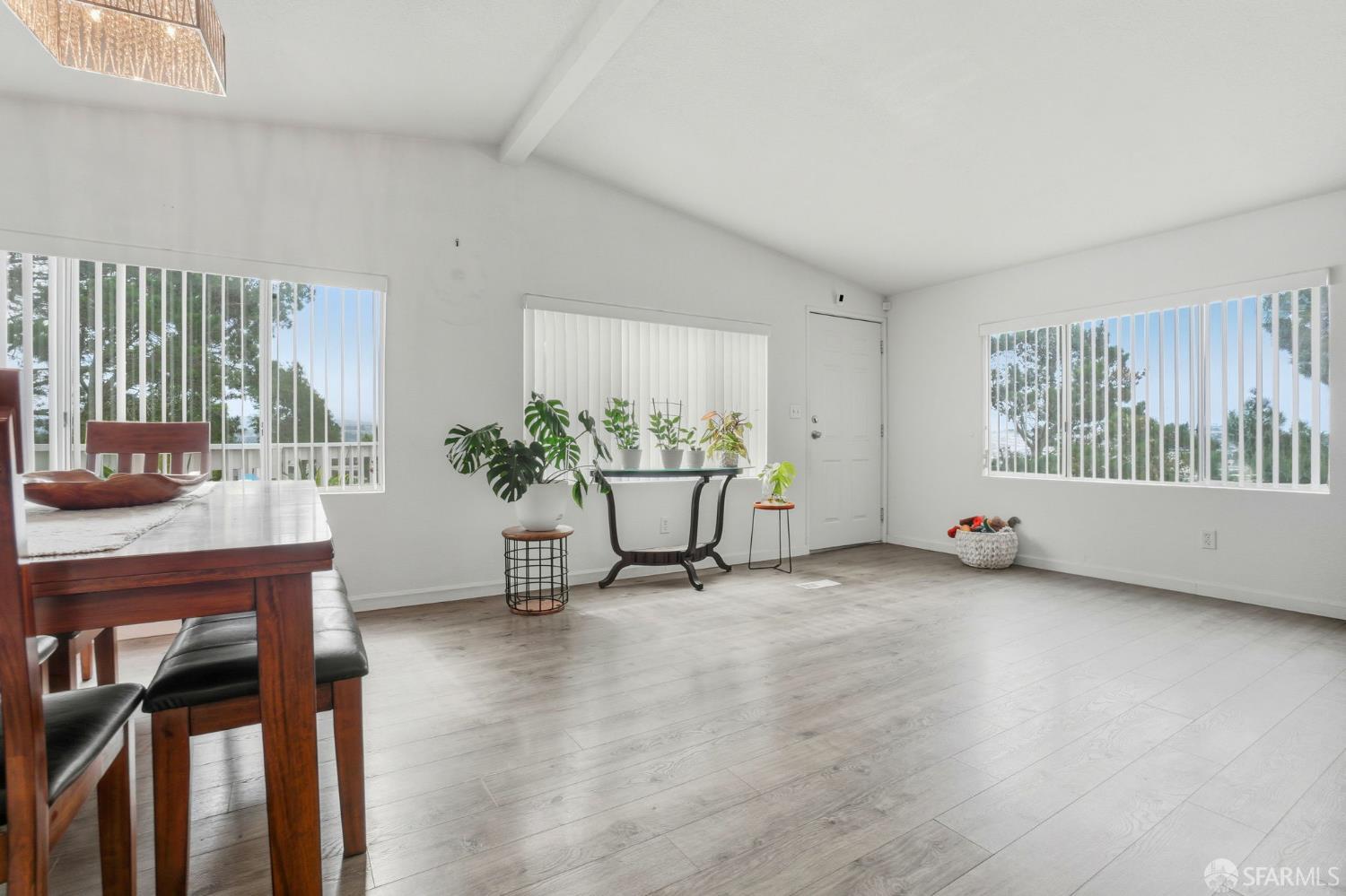 Detail Gallery Image 6 of 35 For 236 Seashore Dr, Daly City,  CA 94014 - 0 Beds | 0 Baths