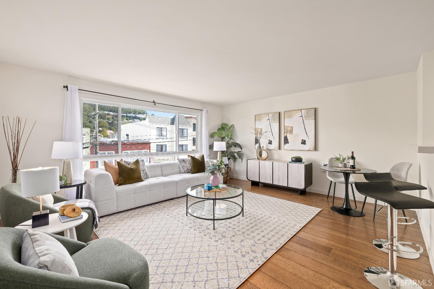 Detail Gallery Image 3 of 26 For 1635 10th Ave #5,  San Francisco,  CA 94122 - 1 Beds | 1 Baths