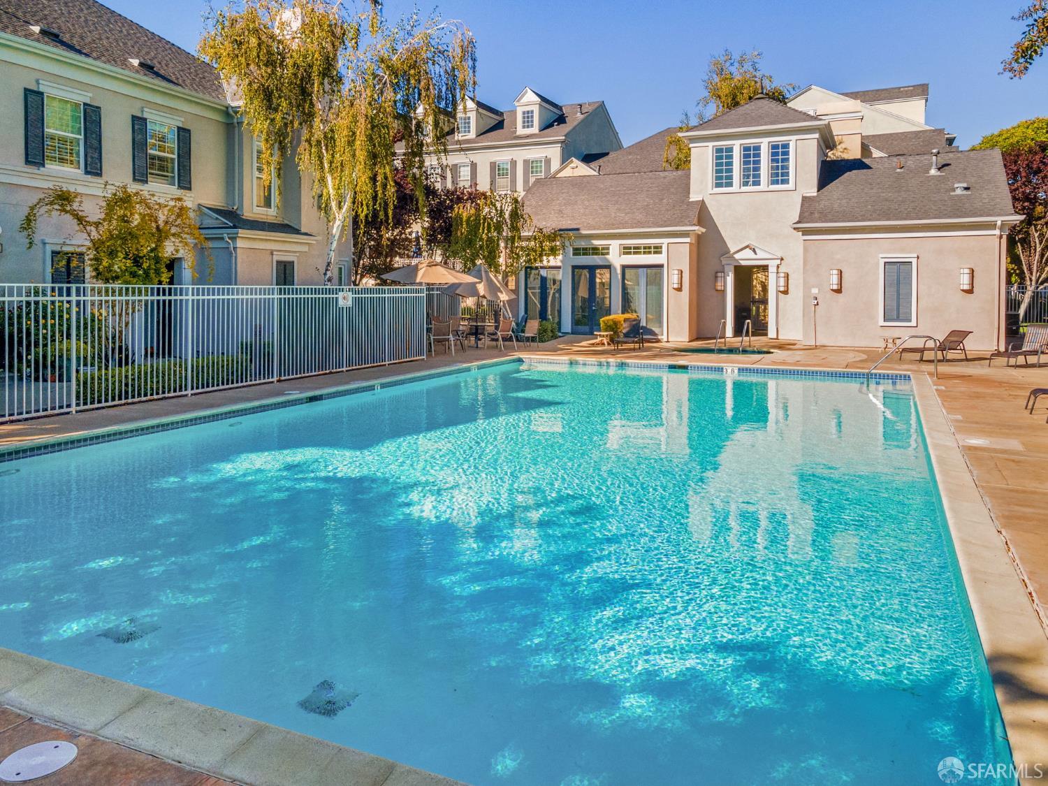 Detail Gallery Image 38 of 41 For 3613 Whitworth Dr, Dublin,  CA 94568 - 3 Beds | 3/1 Baths