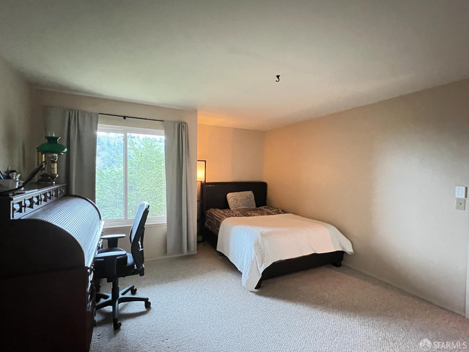 Detail Gallery Image 14 of 24 For 945 Fassler Ave, Pacifica,  CA 94044 - 2 Beds | 2/1 Baths