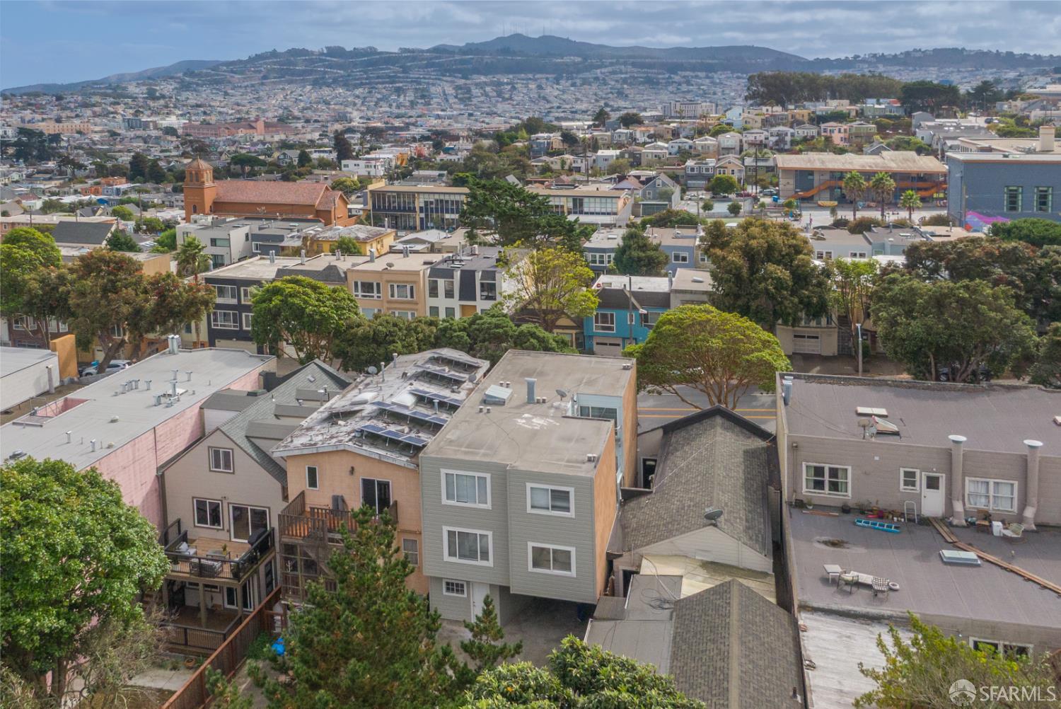 Detail Gallery Image 43 of 52 For 554 Monterey Blvd, San Francisco,  CA 94127 - – Beds | – Baths